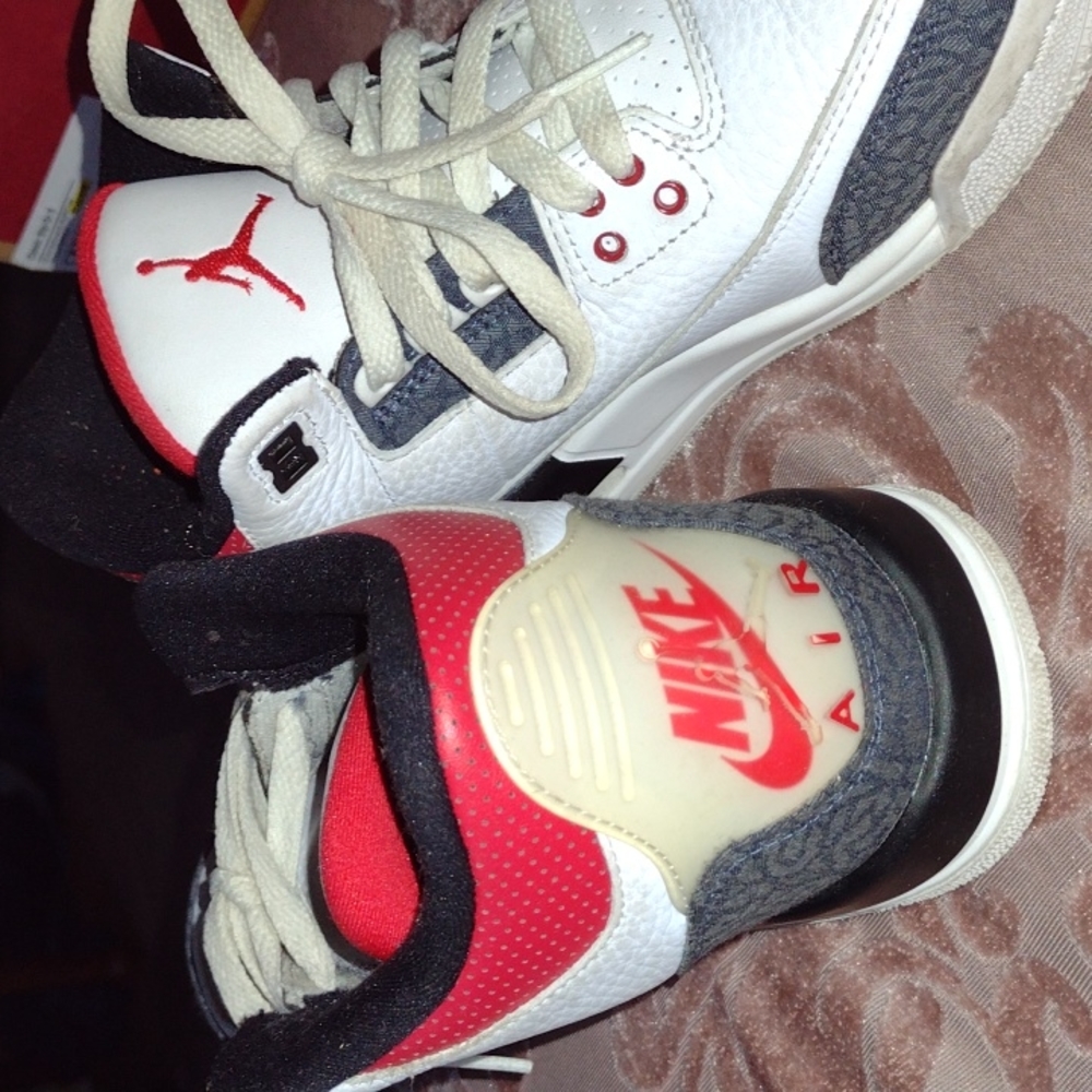 Air Jordan 3 Retro Denim SE ‘Fire Red